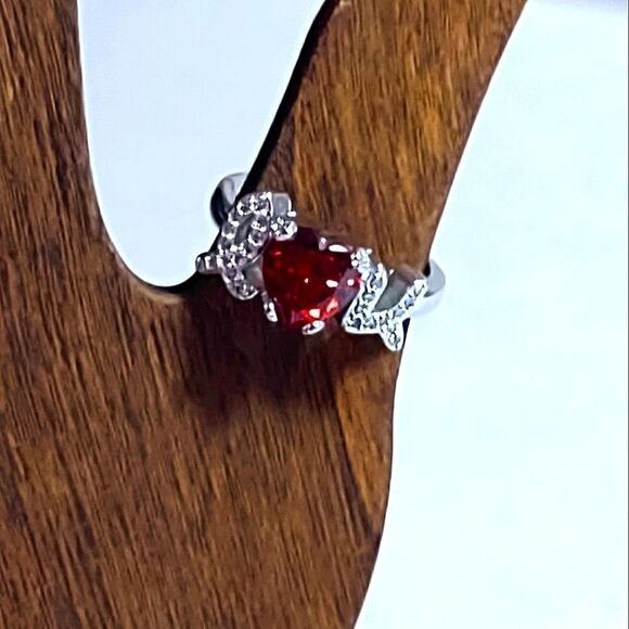 SPINEL HEART I LOVE U RHODIUM PLATED STAINLESS STEEL RING WOMEN'S SIZE 7 - Picture 2 of 6